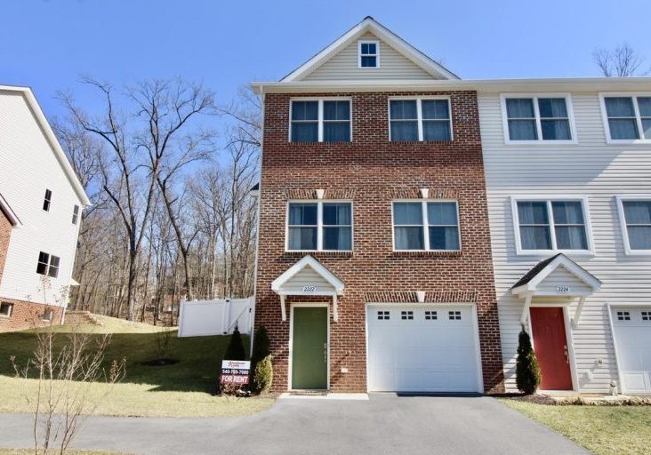 674737 - 2222 Deyerle Ave